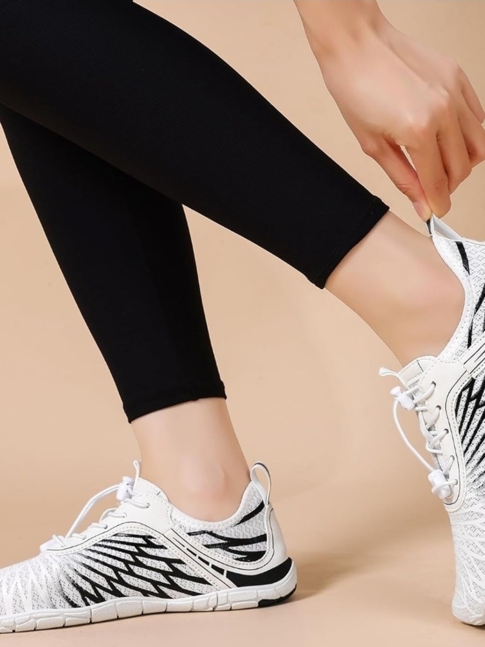 Barefoot Shoes* White & Black Women's Sneakers - Unbranded